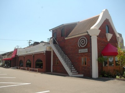 ロールカフェ沖浜店